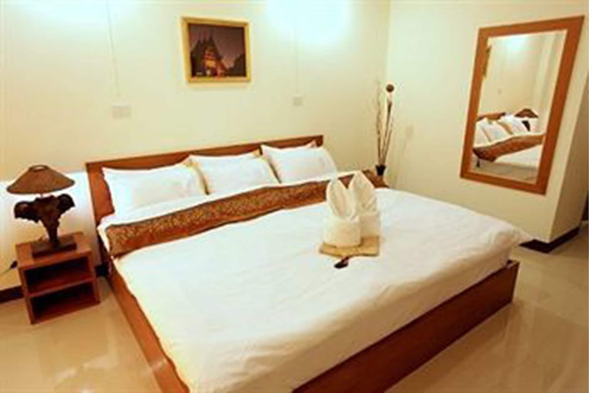 Rafael Hotel And Mansion Bangkok - Sha Extra Plus Certified Exterior foto