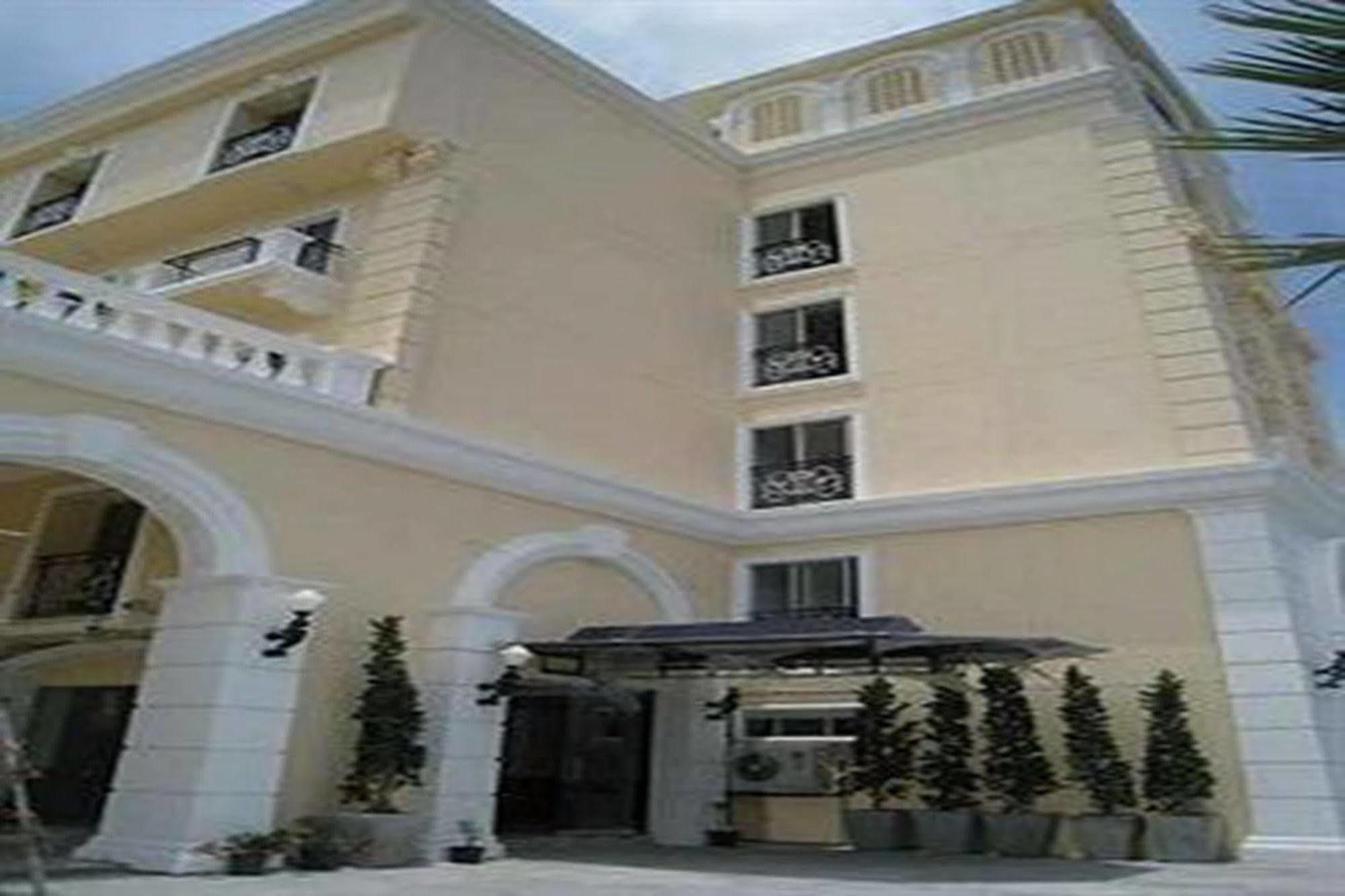 Rafael Hotel And Mansion Bangkok - Sha Extra Plus Certified Exterior foto