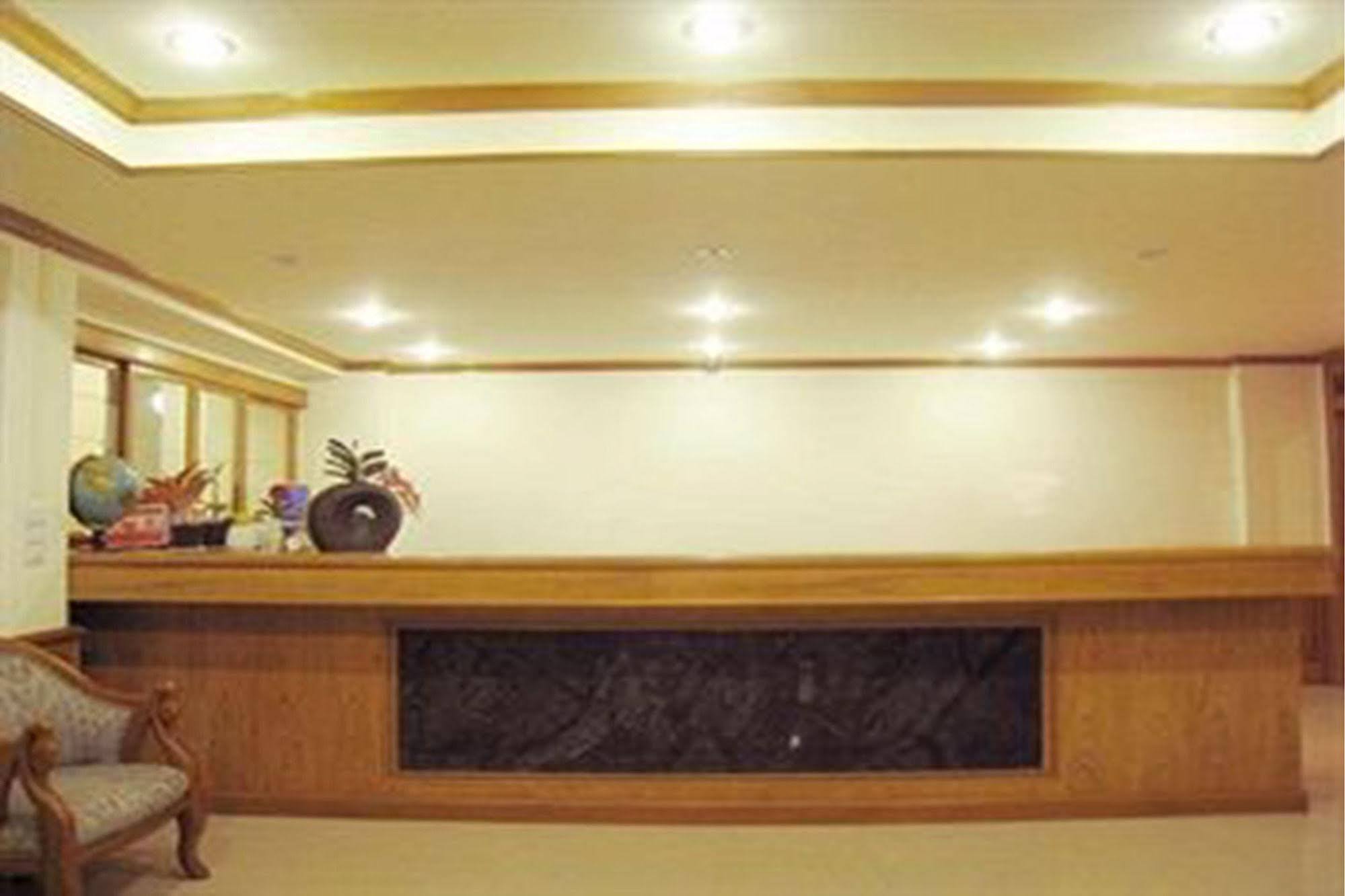 Rafael Hotel And Mansion Bangkok - Sha Extra Plus Certified Exterior foto